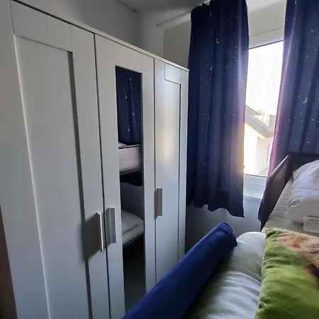 Schoene In Burhave Mit Schoenem Balkon