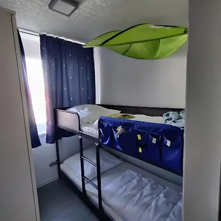 Schoene In Burhave Mit Schoenem Balkon Apartmán *