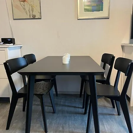 Schoene In Burhave Mit Schoenem Balkon Apartmán